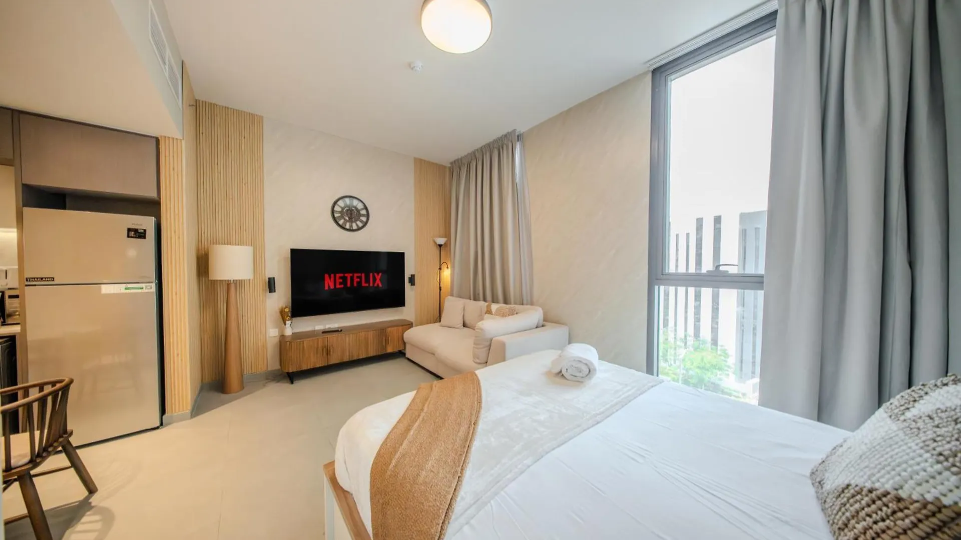 Poolview Studio Aljada Apartment With Carrefour By Bluecloud Holidays Шарджа