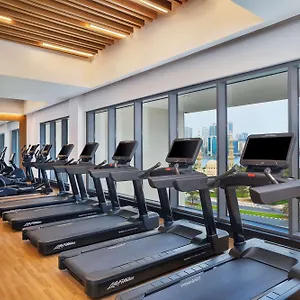 Отель Doubletree By Hilton Waterfront And Residences, Шарджа